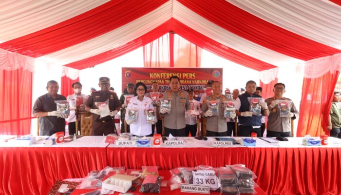 Kapolda Kalteng Pimpin Konferensi Pers, Hasil Pengungkapan 33,8 KG Narkoba di Wilayah Lamandau