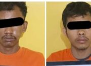 Kepergok Curi Kabel Lampu, Dua Pemuda di Rohul Babak Belur Dihajar Warga, Motornya Dibakar