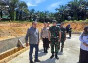 Kapolresta Pekanbaru Diwakili Kapolsek Sukajadi Meninjau Lokasi Pembangunan Unit Pelayanan Makan Bergizi