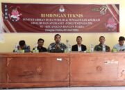 Polsek Rambah Hadiri Bimtek Pemutakhiran Data Pemilih Dan Penggunaan Aplikasi Sidalih Serta Aplikasi E-Coklit Pada PPS Se Kecamatan Bangun Purba