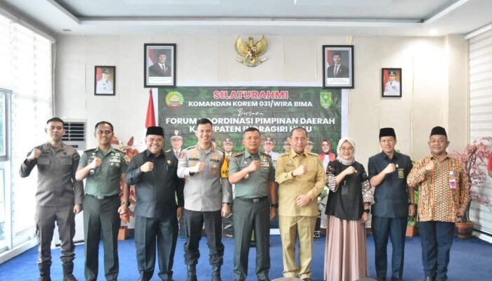 Kunker Danrem 031/Wira Bima Brigjen TNI Sugiyono Ke Inhu Langsung Disambut Plt.Bupati Inhu