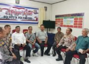 Program Minggu Kasih Polsek Senapelan dan Polresta Pekanbaru Jalin Kedekatan Dengan Masyarakat 