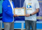 Fachruddin Siregar Raih Dua Penghargaan Dari PC PMII Rokan Hulu