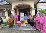 Polsek Tapung Hilir Salurkan Bantuan untuk Warga Terdampak Banjir di Desa Kota Garo, Tunjukkan Sinergi dan Kepedulian!