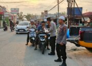 Polsek Rumbai Pesisir Gelar KRYD dan Pembagian Takjil untuk Ciptakan Situasi Kondusif