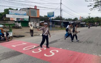 Polres Rokan Hulu Gencar Giat Strong Point Pagi, Wujud Kepedulian Terhadap Keselamatan Berlalu Lintas