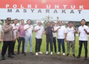 Polres Kuansing Beri Penghargaan Personel Ulang Tahun Lewat Simbolis Penanaman Pohon, Dukung Program Penghijauan dan Kepedulian Lingkungan