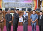 Wabup Jhony Charles Wakili Bupati Sampaikan LKPJ 2024 ke DPRD