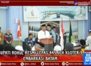 Bupati Rohul Resmi Lepas 445 JCH Kloter 9 Embarkasi Batam, Titip Doa untuk Kemajuan Daerah