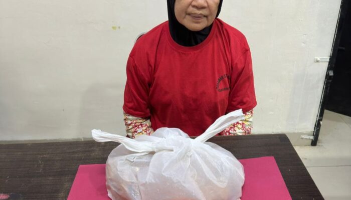 Gagal Kelabui Petugas, Nenek 62 Tahun Diamankan Saat Besuk Suami di Polres Rohul, Bawa Sabu dalam Kantong Plastik