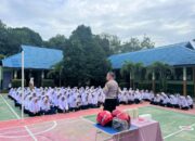 Satlantas Polres Kampar Ajak Siswa MTS Darul Falah Jadi Pelopor Keselamatan Lalu Lintas