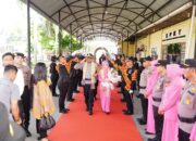 AKBP Boby Putra Ramadhan Dilantik Jadi Kapolres Kampar, Suasana Haru Iringi Perpisahan AKBP Mihardi