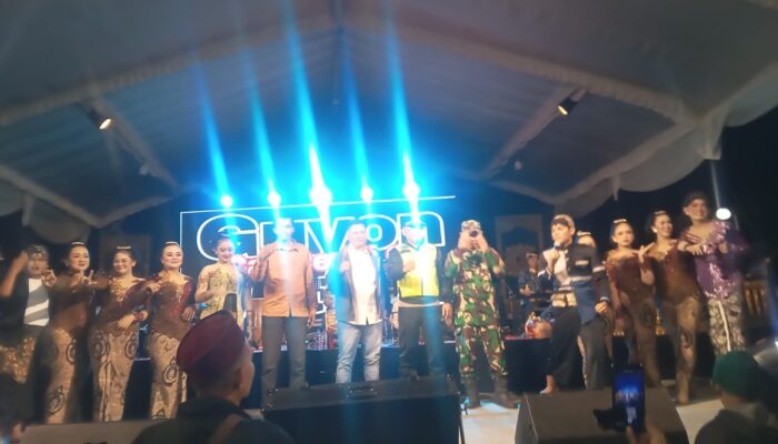 Bersih Desa Pojoksari Meriahkan HUT RI Ke-80 dengan Cak Percil Cs, Warga Berbondong-bondong