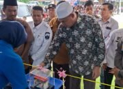 Grand Opening Indomaret Sontang, Warga Antusias Dapatkan Sembako Gratis