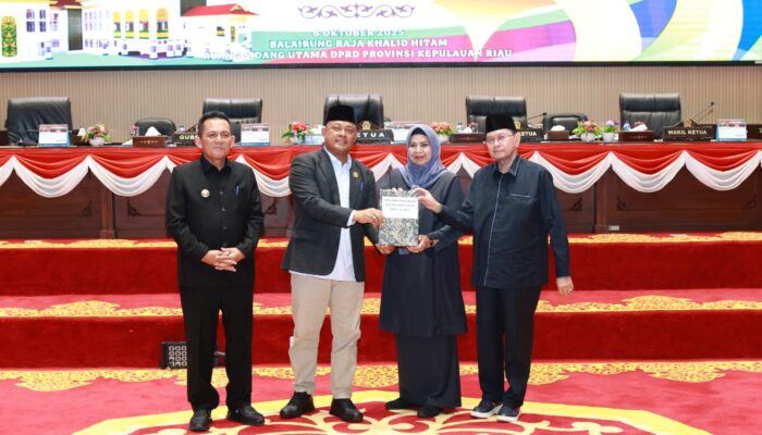 Gubernur Kepri Sampaikan Rancangan KUA dan PPAS APBD Tahun 2026 pada Rapat Paripurna DPRD Provinsi Kepri