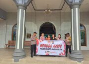 Dekatkan Diri ke Masyarakat, Polsek Kunto Darussalam Laksanakan Minggu Kasih di Gereja HKBP Sei Intan