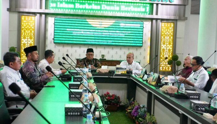 KPU Provinsi Riau dan Universitas Islam Riau Sepakat Perkuat Sinergi Akademik dan Demokrasi Lewat Penandatanganan MoU