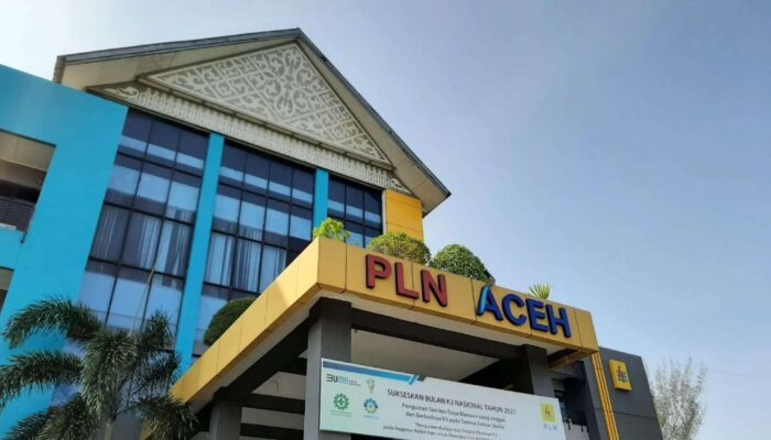 Banjir Bandang Tumbangkan Tower PLN, Listrik Aceh Lumpuh