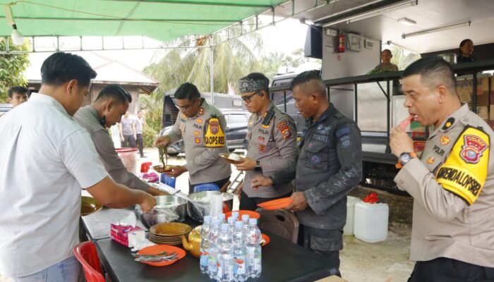 Jembatan Gobah Segera Pulih, Kapolres Kampar Turun Tangan Beri Dukungan Penuh!