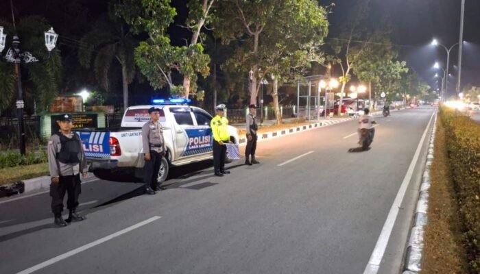 Blue Light Patrol Polres Siak Sasar Titik Rawan, Cegah Laka dan C3 di Malam Hari
