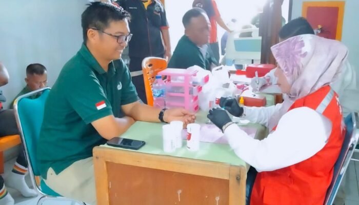 PT Eka Dura Indonesia Gelar Aksi Donor Darah Peringatan Bulan K3 Nasional