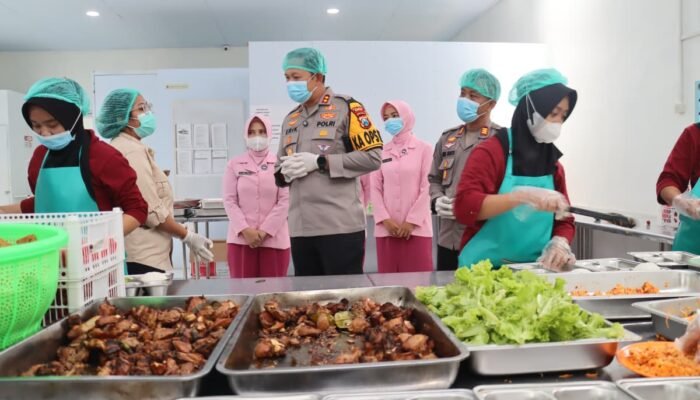 Kapolres Magetan Turun Langsung Kontrol SPPG Polres Magetan 2, Pastikan Food Safety dan Standar Operasional Terpenuhi