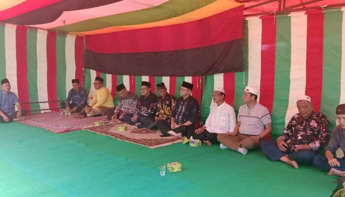 Jelang Ramadhan, Raja Rambah ke-XI Pimpin Ziarah leluhur dan Gelar Silaturahmi Adat