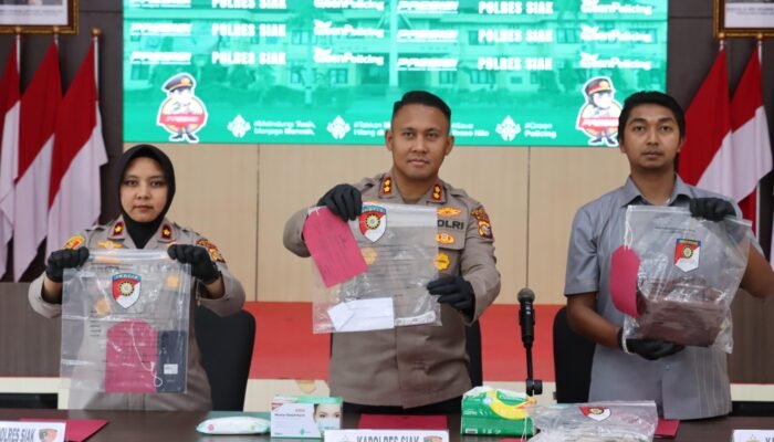 Polres Siak Gelar Konferensi Pers Ungkap Kasus Pembunuhan di Minas