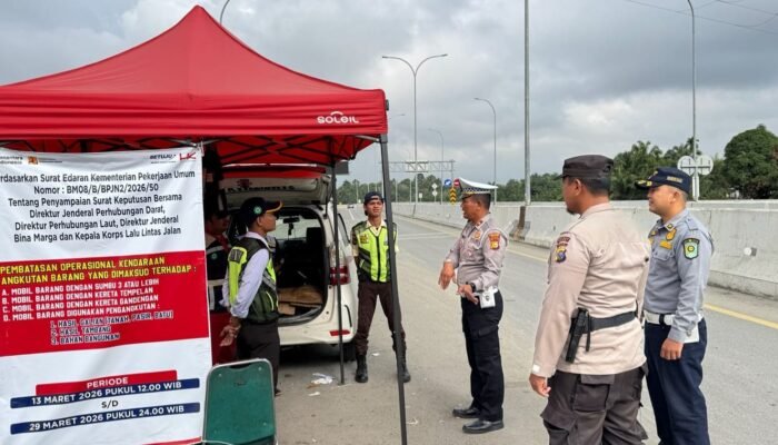 Polres Siak Tingkatkan Pengamanan Jalur Strategis di Exit Tol Minas Saat Operasi Ketupat