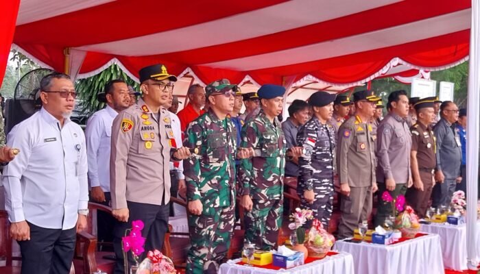 Menteri Lingkungan Hidup / Kepala Badan Pengendalian Lingkungan Hidup RI Pimpin Apel Siaga Penanggulangan Kebakaran Lahan Dan Hutan Di Kota Dumai