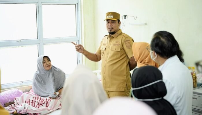 Respons Cepat Bupati Inhu, Status KLB Ditetapkan dan Biaya Korban Dijamin