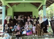 Kartini Masa Kini Tumbuh dari Posyandu: Anak-anak PAUD Jogorogo Rayakan Hari Kartini dengan Kreasi Kue Tart