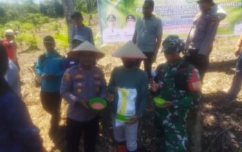Polsek Rokan IV Koto Turun ke Desa Cipang Kiri Hilir Perkuat Ketahanan Pangan Nasional