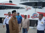 Bupati Herman Tinjau Kesiapan Feri Pengangkut 307 Jemaah Haji Inhil ke Batam