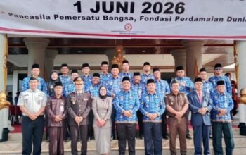 Melalui Upacara Hari Lahir Pancasila, Kejari Rokan Hulu Teguhkan Komitmen Penegakan Hukum Berintegritas dan Berkeadilan