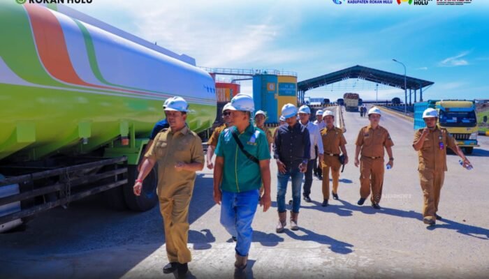 Temukan Harga Sawit di Bawah Standar Saat Sidak, Wabup Syafaruddin Poti Beri Warning PKS di Rohul