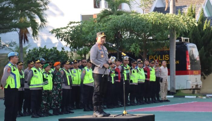 Sinergi TNI-Polri untuk Magetan Aman, Kapolres Magetan Pimpin Apel Gabungan Tandai Kesiapan Pengamanan Suroan