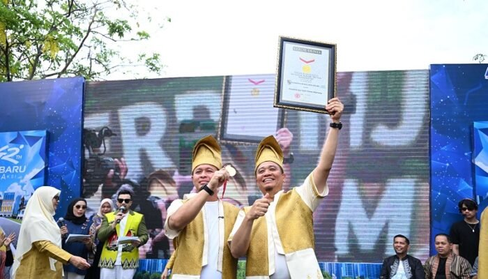 HUT ke-242 Pekanbaru, Berbagai Program Pro Rakyat dan Rekor MURI Warnai Perayaan