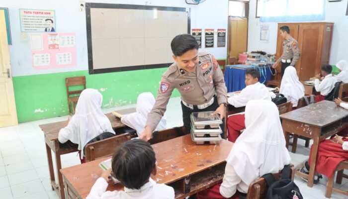 Tahun Ajaran Baru Dimulai, Tiga SPPG Polres Magetan Kembali Salurkan MBG dengan Prioritaskan Gizi dan Food Safety