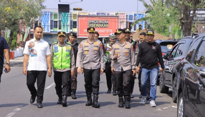 Kapolres Madiun Dampingi Karoops Polda Jatim Tinjau Pengesahan Warga Baru IKS PI Kera Sakti