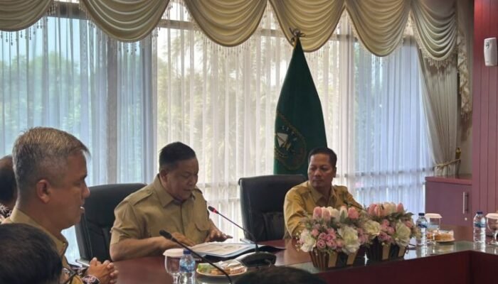 Pacu Jalur Nasional 2026 Tinggal Sepekan, Mukhlisin Laporkan Kesiapan ke Pemprov Riau