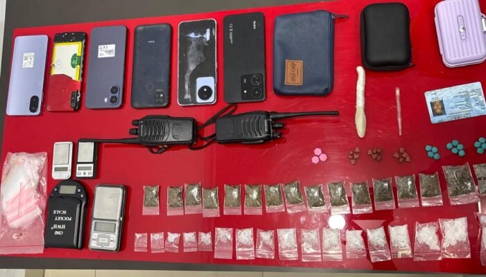 Satresnarkoba Polres Rohul Sita 41,46 Gram Sabu, Ganja dan Puluhan Pil Ekstasi di Gubuk Kebun Sawit
