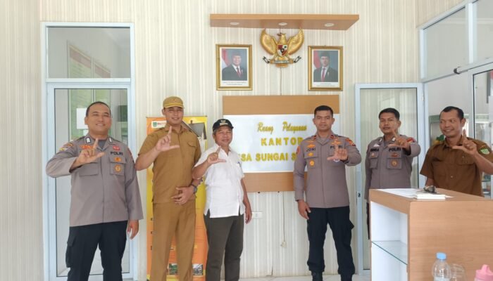 Polsek Rambah Hilir Serap Informasi Kewilayahan dari Desa Sungai Sitolang