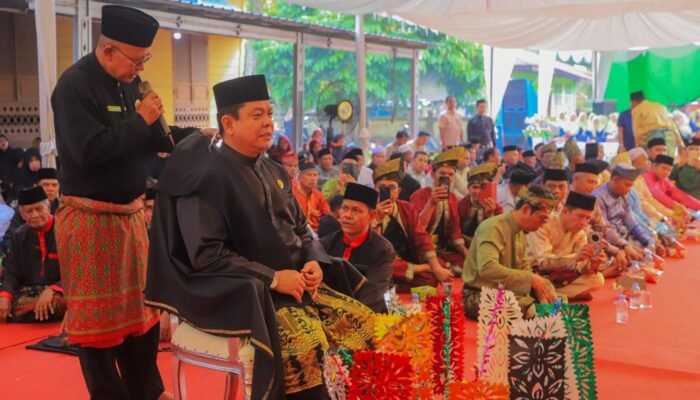 Wabup Syafaruddin Poti Sandang Gelar Datuk Bijaksano Tuah Nogoi