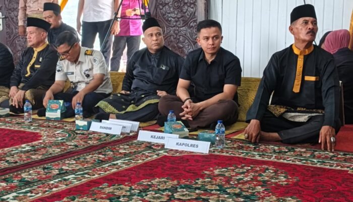 Kejari Rohul Perkuat Sinergi Hukum dan Adat, LAMR Jadi Ruang Kolaborasi