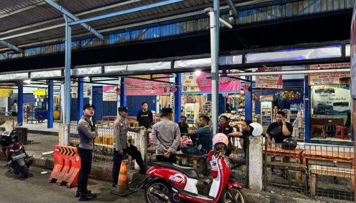 Polisi Bersama Masyarakat, Polres Magetan Perkuat Patroli Harkamtibmas Akhir Pekan