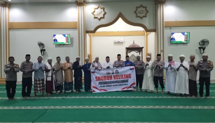 Polsek Jajaran se-Rohul Gelar Subuh Keliling, Ajak Masyarakat Jaga Kamtibmas