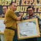 Pemkab Madiun Beri Penghargaan Perusahaan Patuh, Realisasi Investasi Tembus 90 Persen